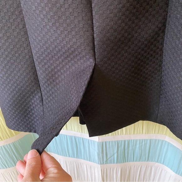 Tahari Dress Keyhole Accent Woven Textured Sleeveless Sz 4 - Picture 7 of 9